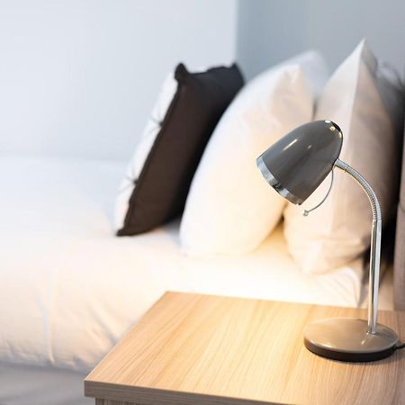 City Centre, Parking, Smart Tv'S In All Rooms Swansea Exteriör bild