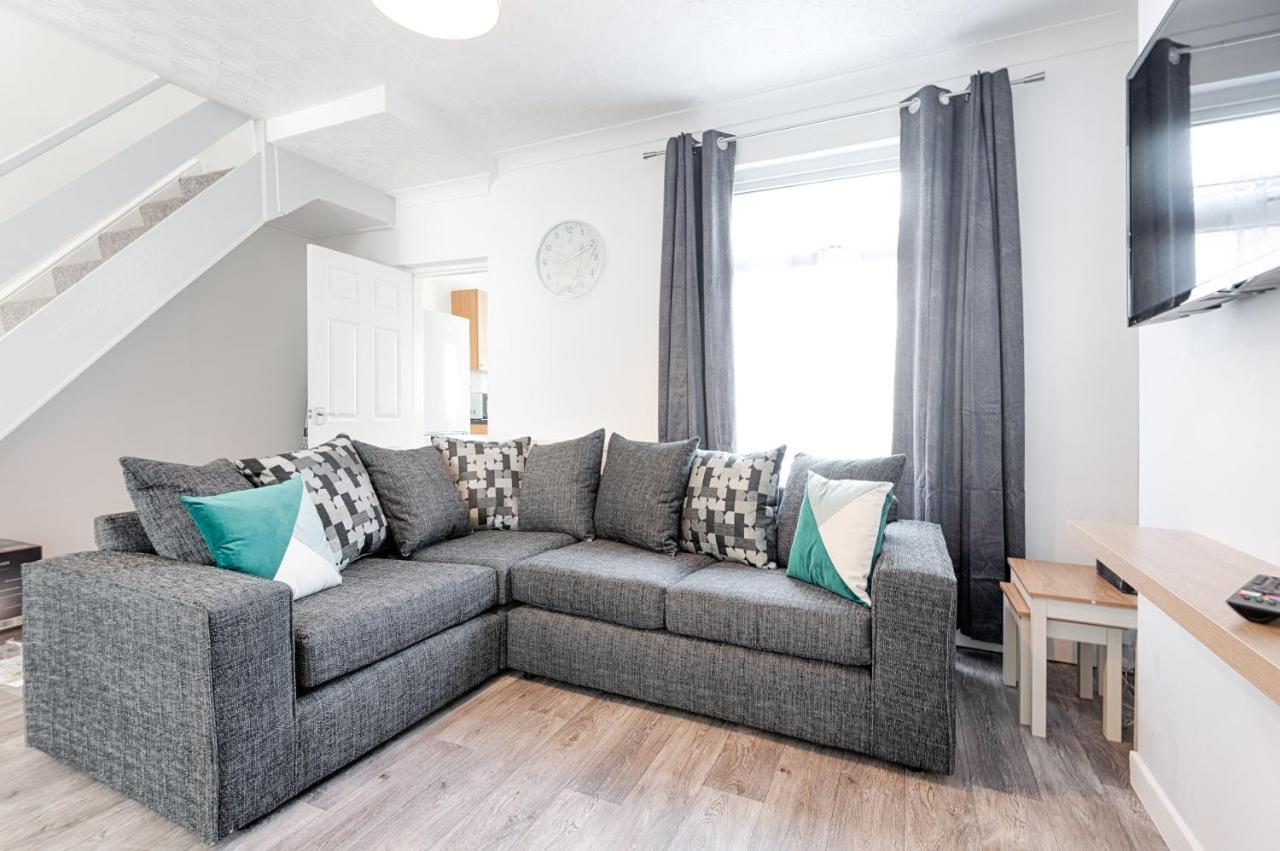City Centre, Parking, Smart Tv'S In All Rooms Swansea Exteriör bild
