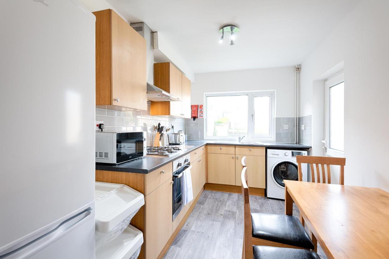 City Centre, Parking, Smart Tv'S In All Rooms Swansea Exteriör bild