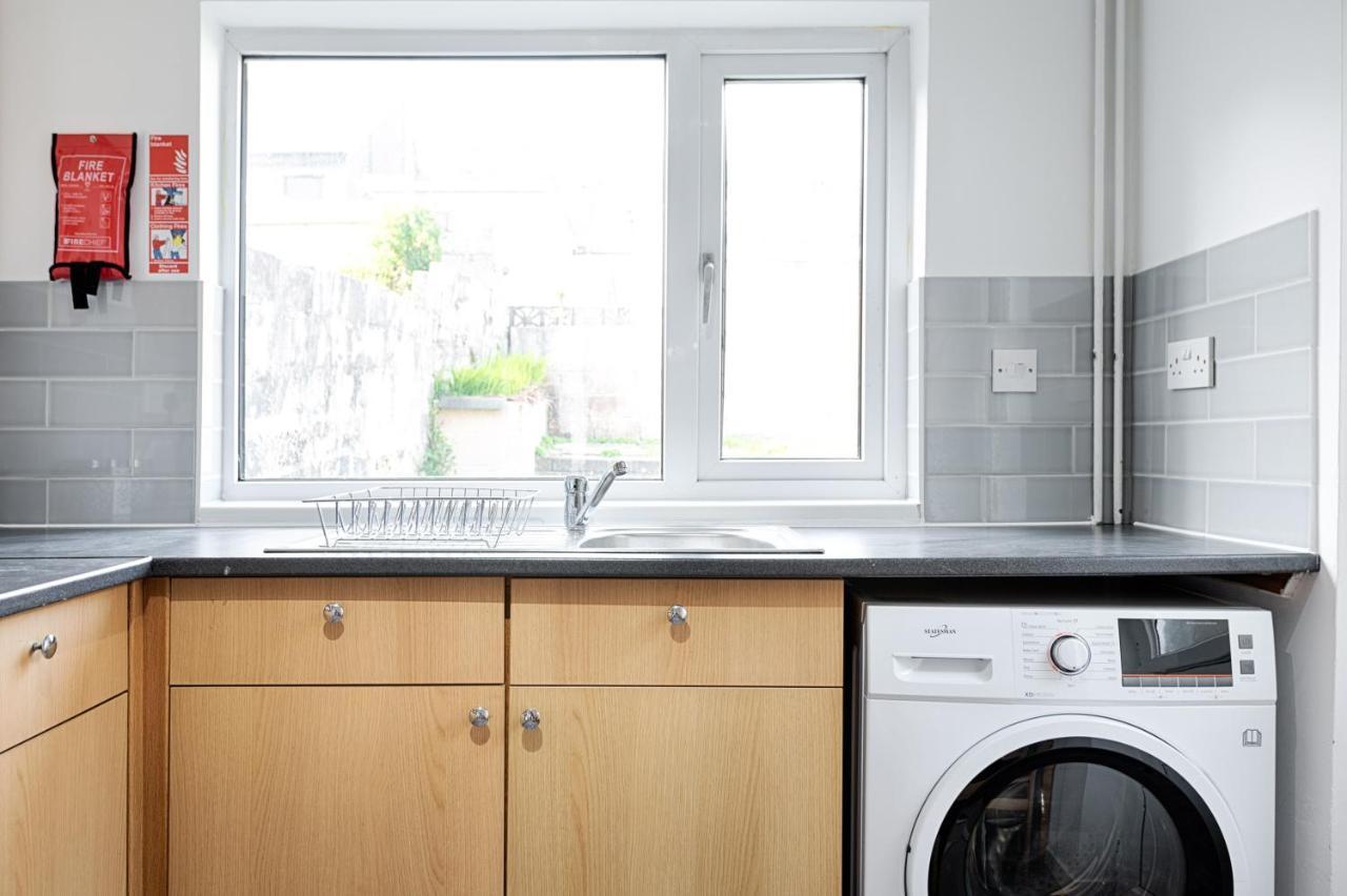 City Centre, Parking, Smart Tv'S In All Rooms Swansea Exteriör bild
