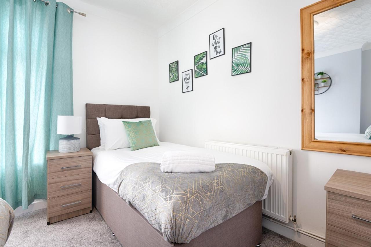 City Centre, Parking, Smart Tv'S In All Rooms Swansea Exteriör bild