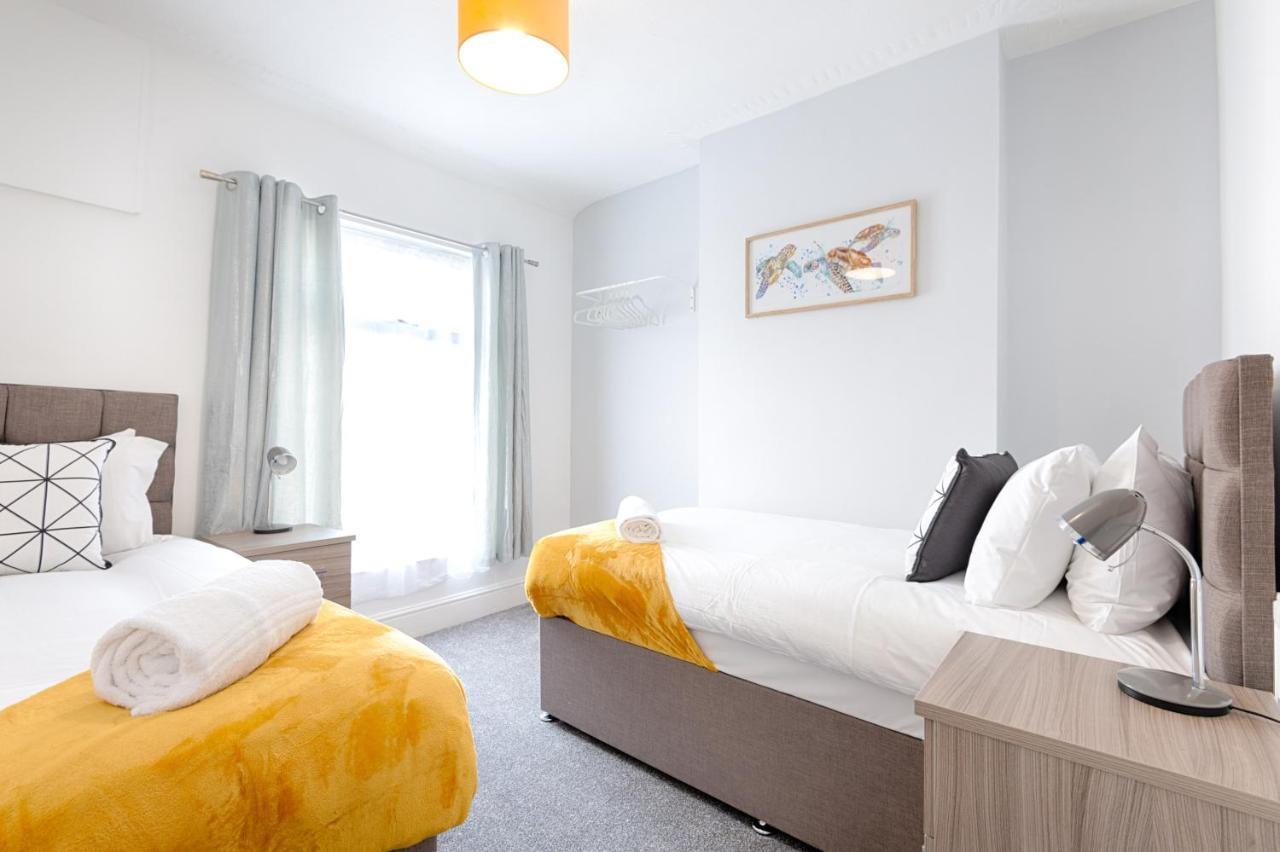 City Centre, Parking, Smart Tv'S In All Rooms Swansea Exteriör bild