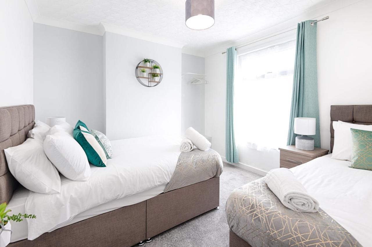 City Centre, Parking, Smart Tv'S In All Rooms Swansea Exteriör bild