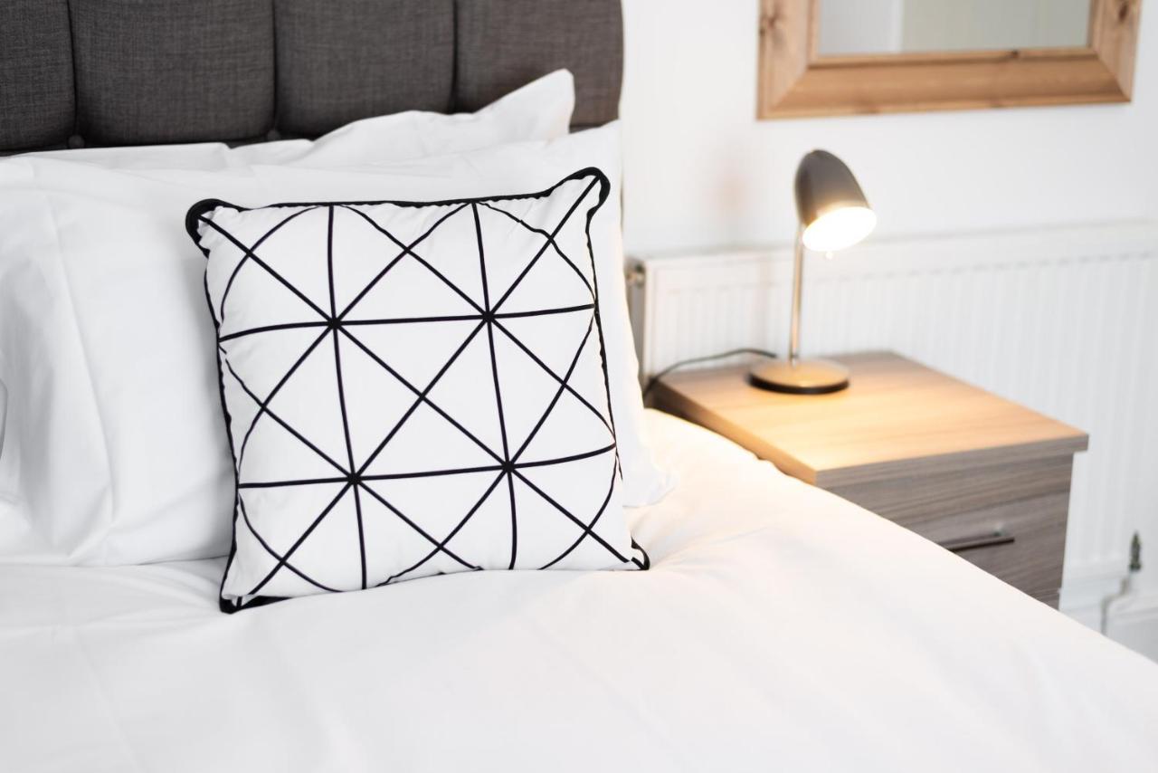 City Centre, Parking, Smart Tv'S In All Rooms Swansea Exteriör bild